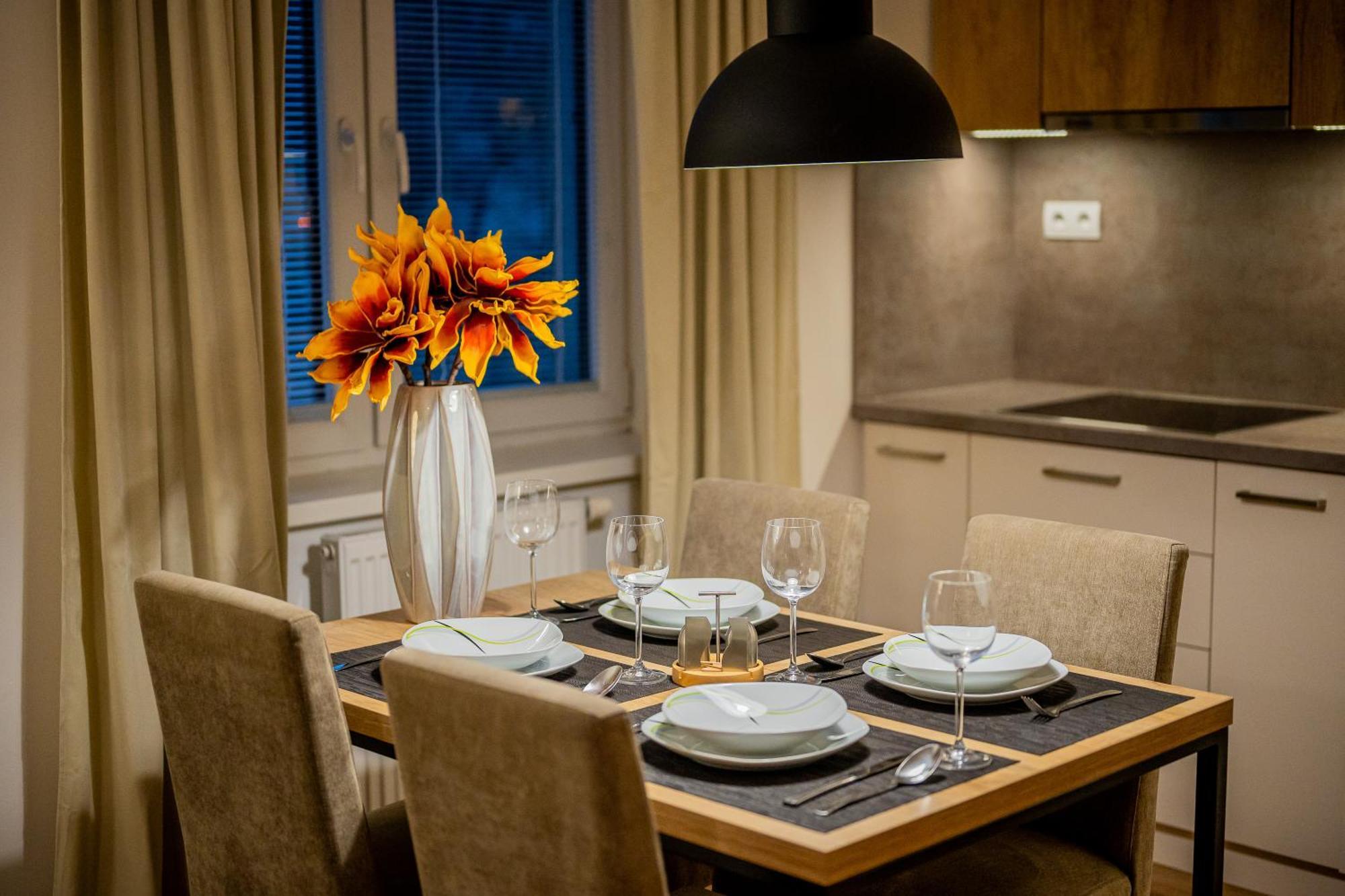 Old Town City Center Apartment 1 - Private Parking Included Košice Exterior foto